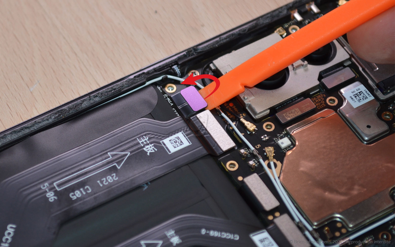 Changement du connecteur de charge sur Find X2 Pro photo 1