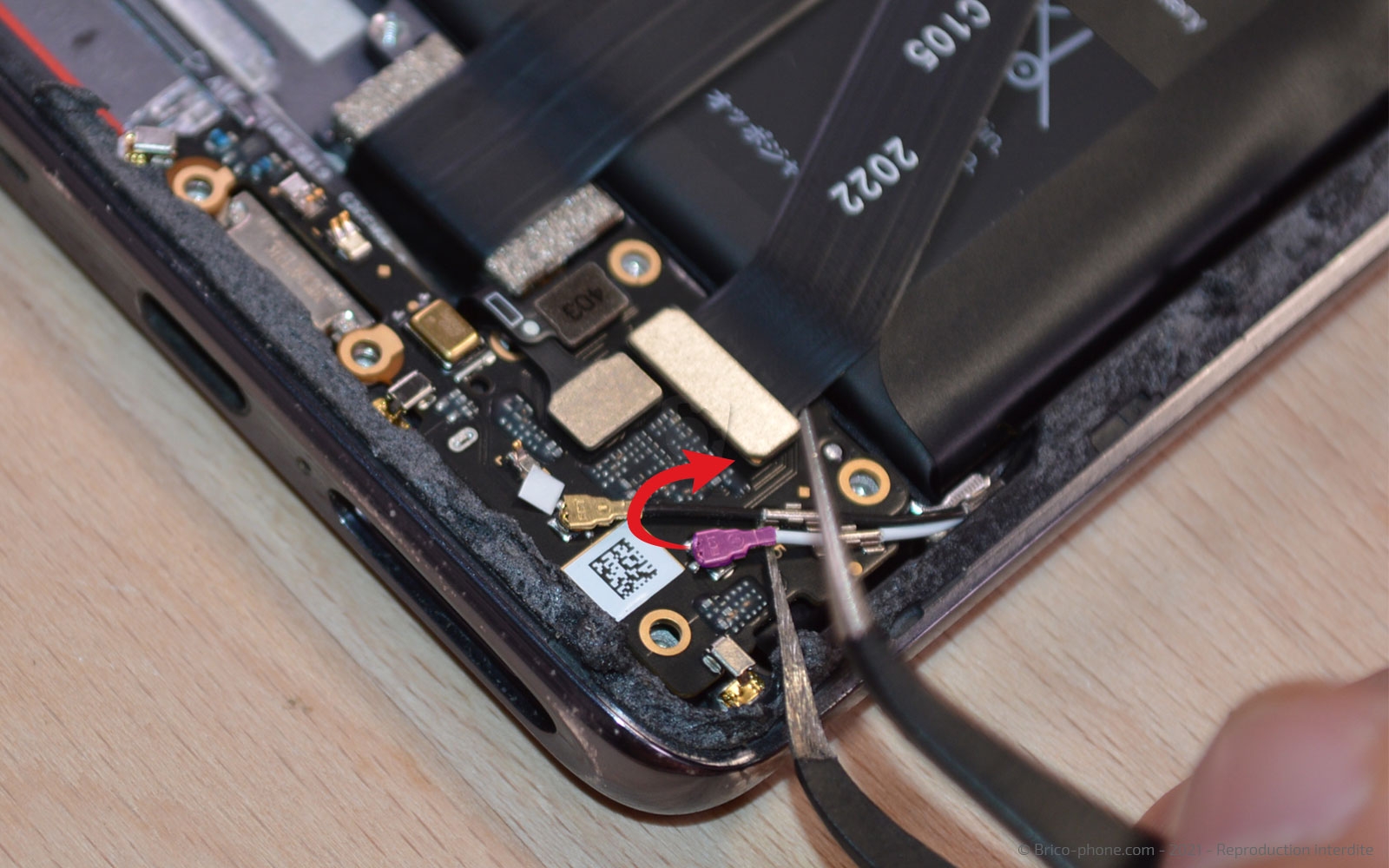 Changement du connecteur de charge sur Find X2 Pro photo 1