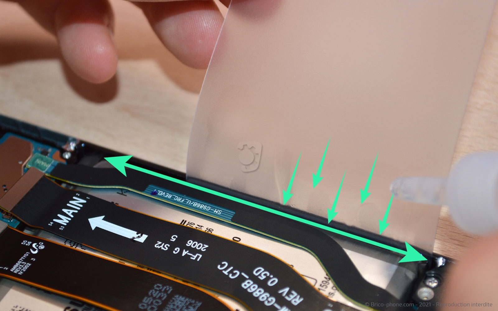 Changement de batterie  sur Galaxy S20 Plus photo 2