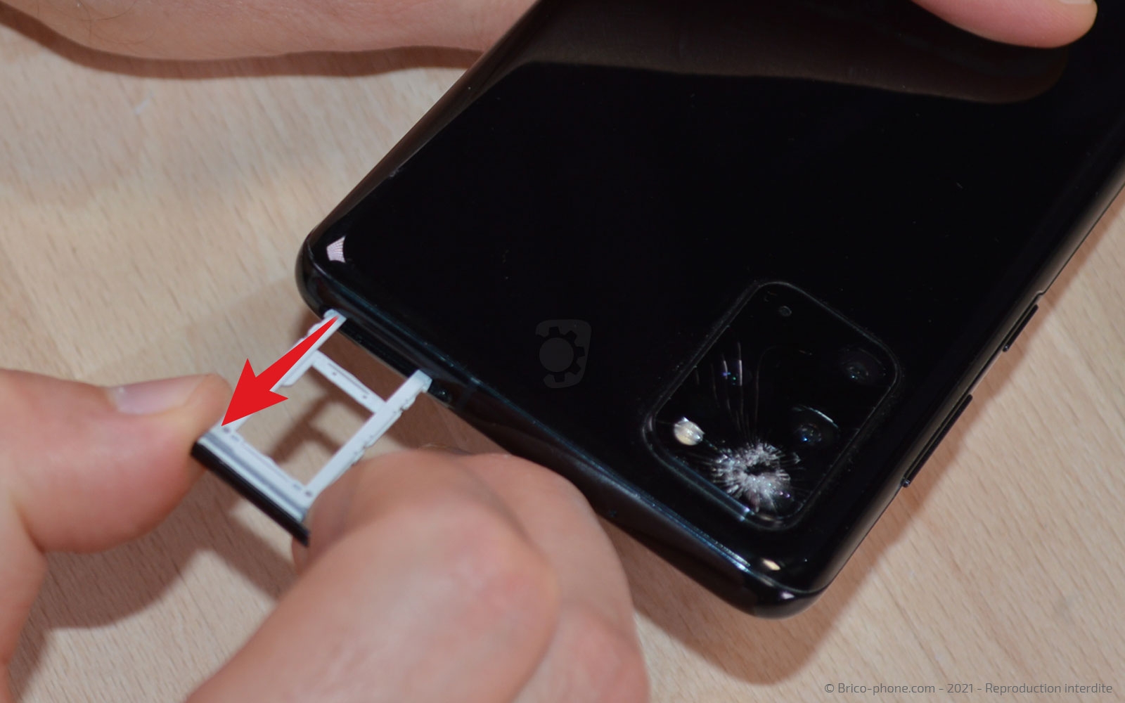 Changement de batterie  sur Galaxy S20 Plus photo 2