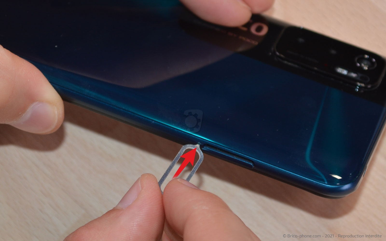 Changement du bloc écran sur Poco M3 Pro photo 3
