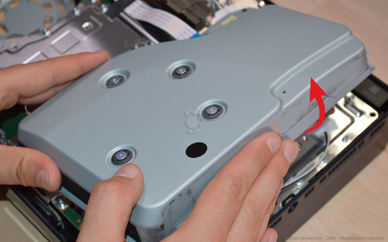 Démontage complet de la Console sur Playstation 5 photo 2