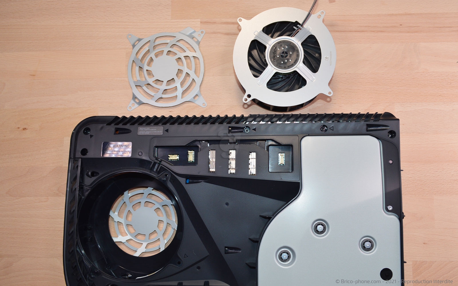 Démontage complet de la Console sur Playstation 5 photo 4