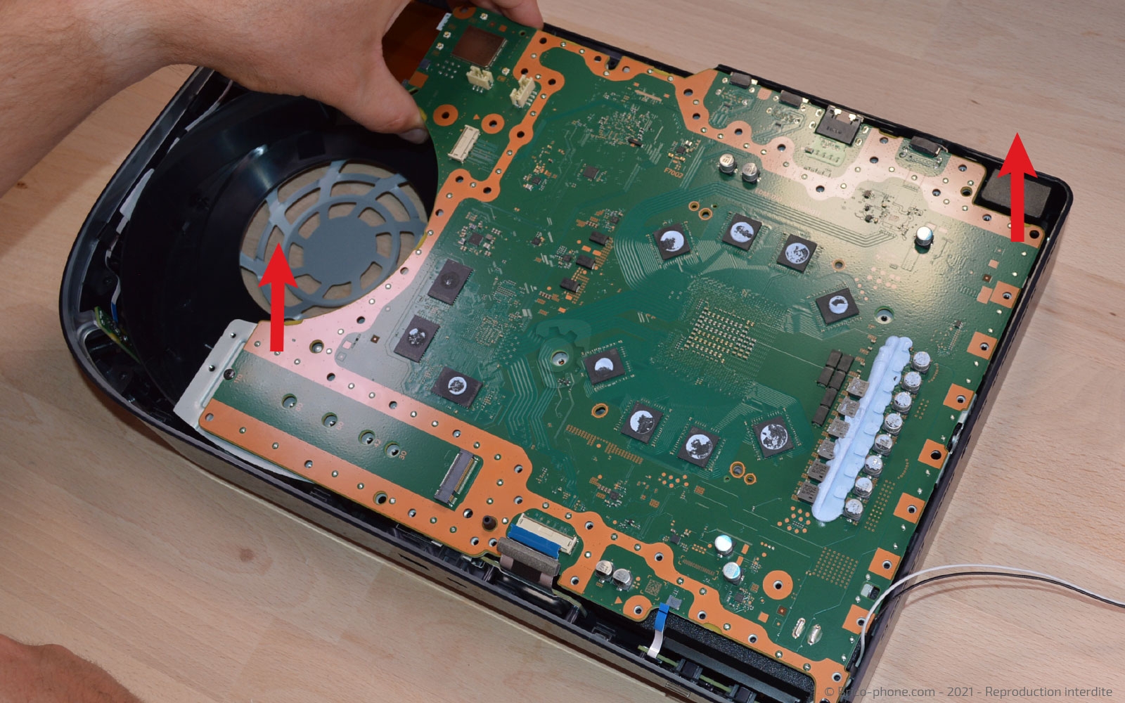 Démontage complet de la Console sur Playstation 5 photo 4