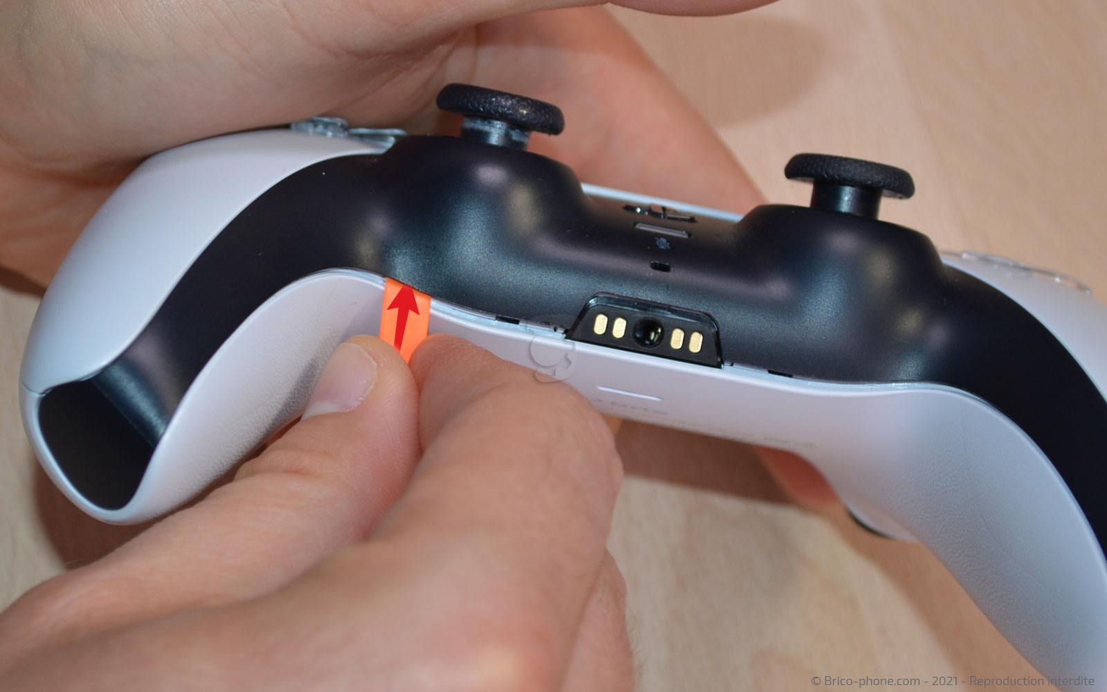 Démontage complet de la manette sur Playstation 5 photo 2