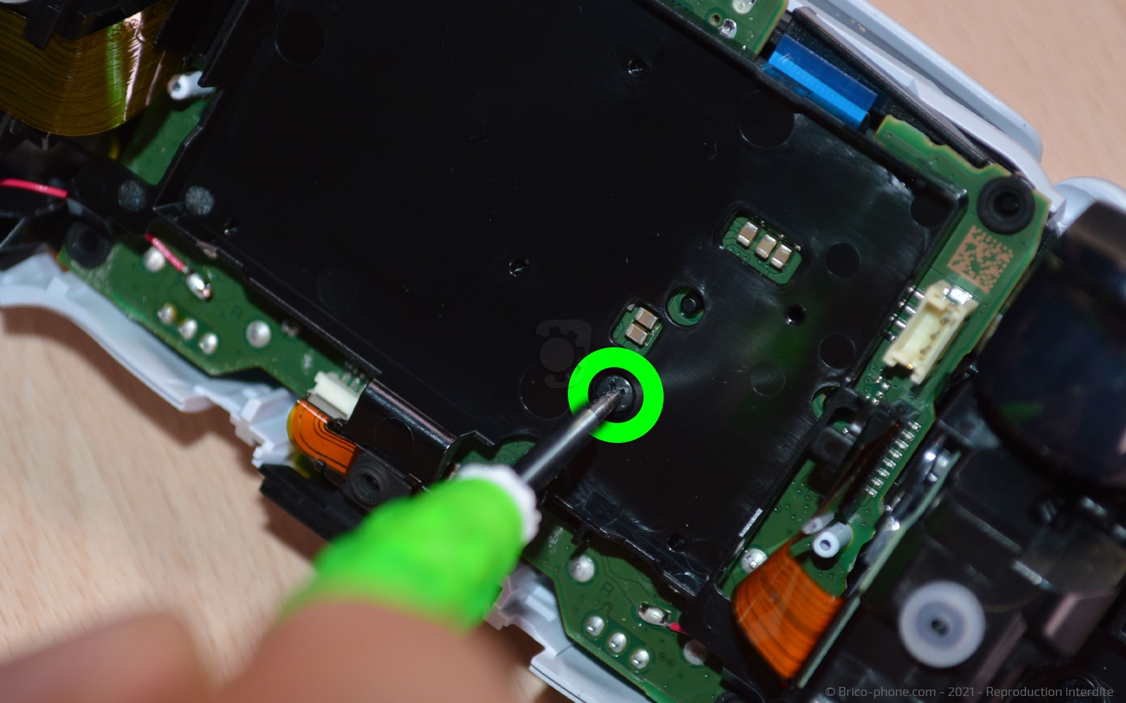 Démontage complet de la manette sur Playstation 5 photo 1