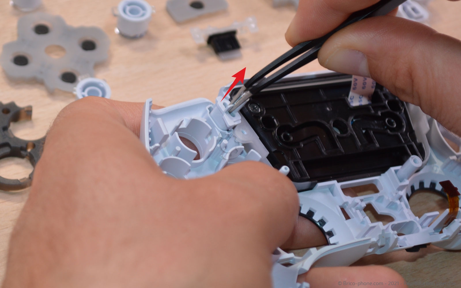 Démontage complet de la manette sur Playstation 5 photo 1