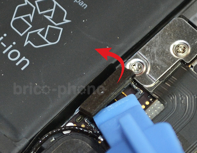 Changement de nappe bouton Power sur iPhone 5 photo 1