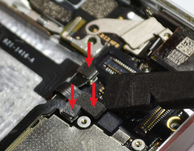 Changement de nappe bouton Power sur iPhone 5 photo 1