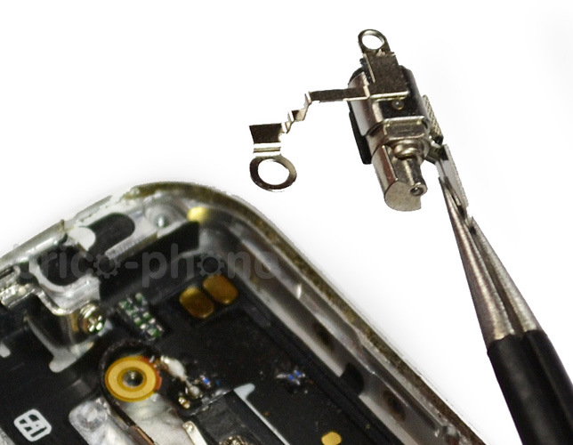 Changement de nappe bouton Power sur iPhone 5 photo 1