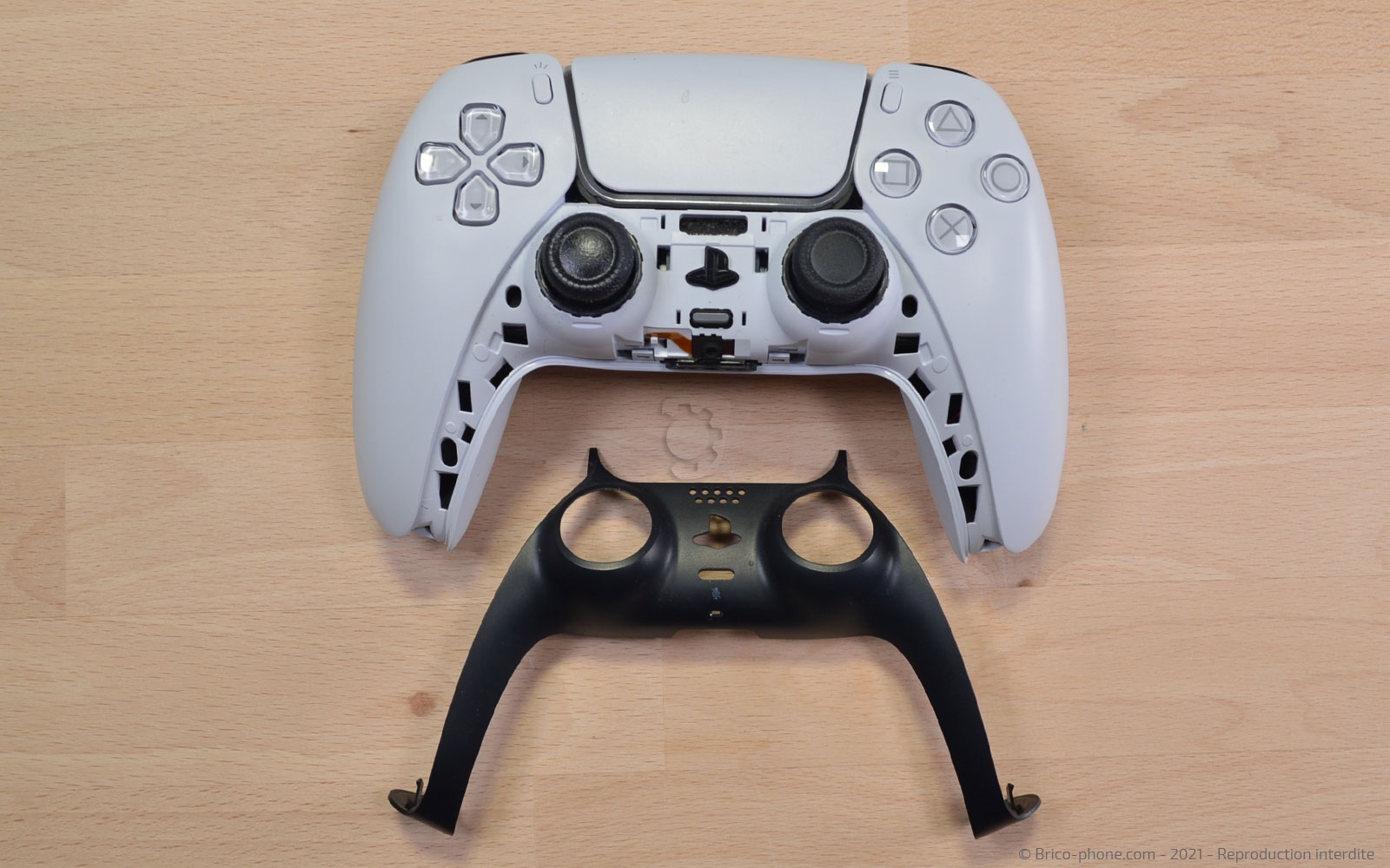 Changement des Joysticks de la manette sur Playstation 5 photo 2