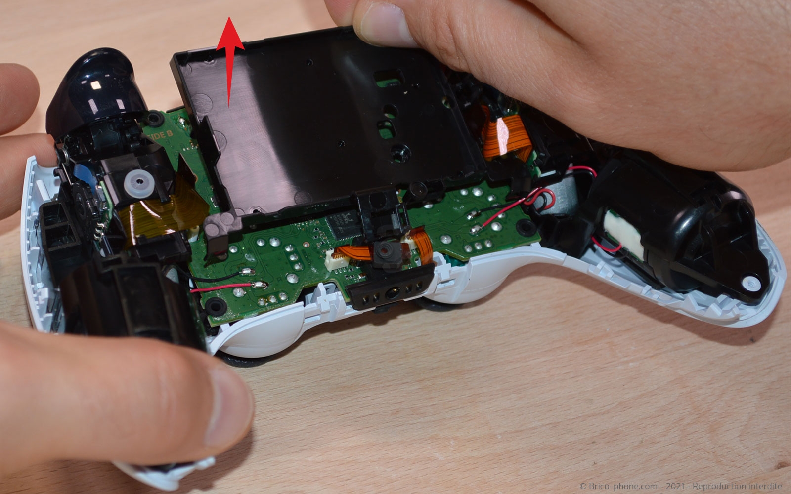 Changement des Joysticks de la manette sur Playstation 5 photo 3