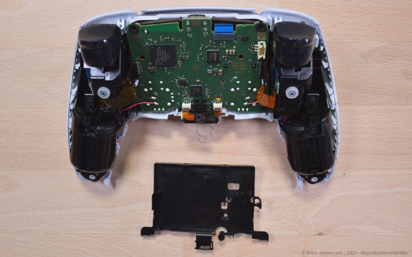 Changement des Joysticks de la manette sur Playstation 5 photo 4