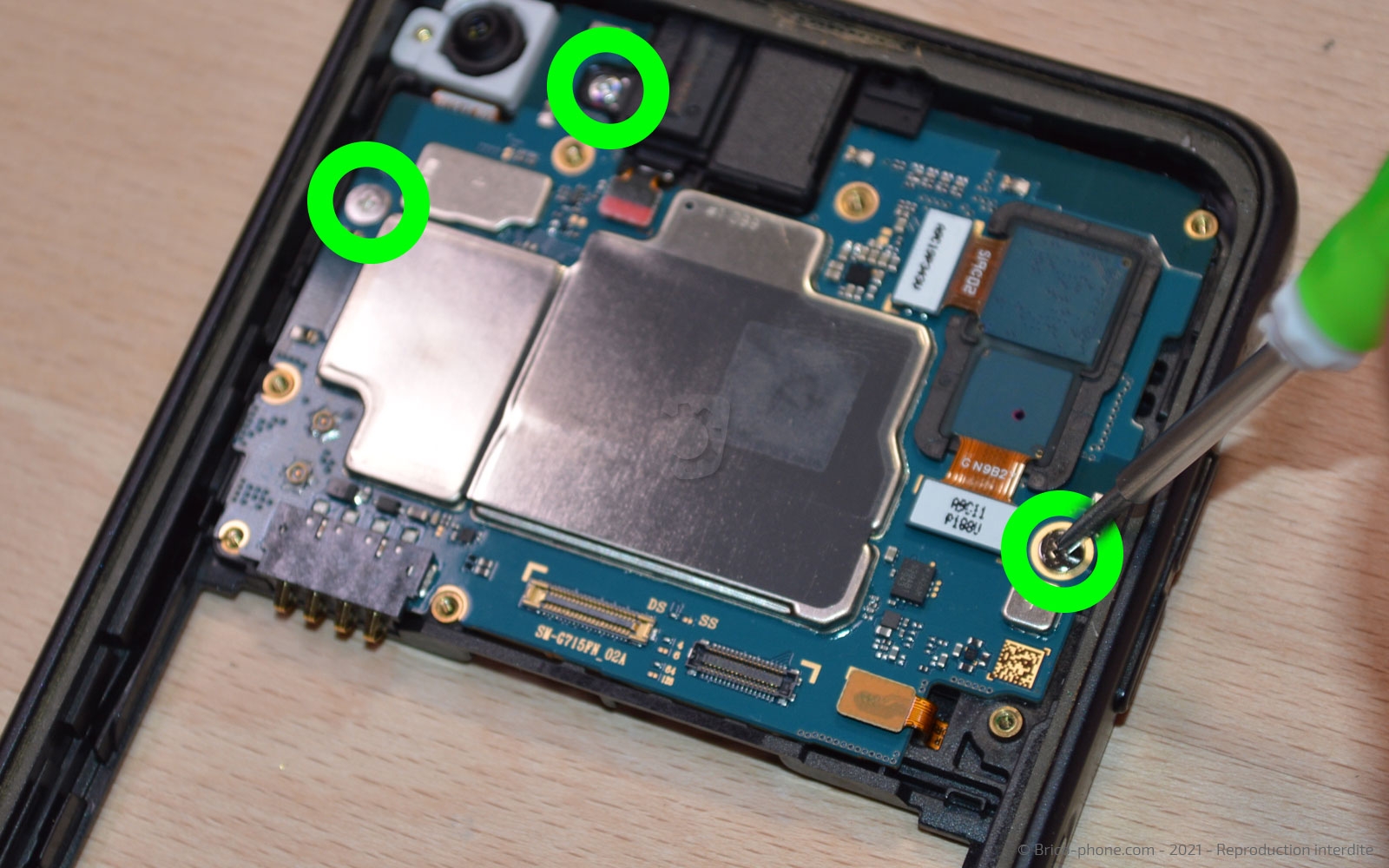 Démontage complet sur Galaxy Xcover Pro photo 1