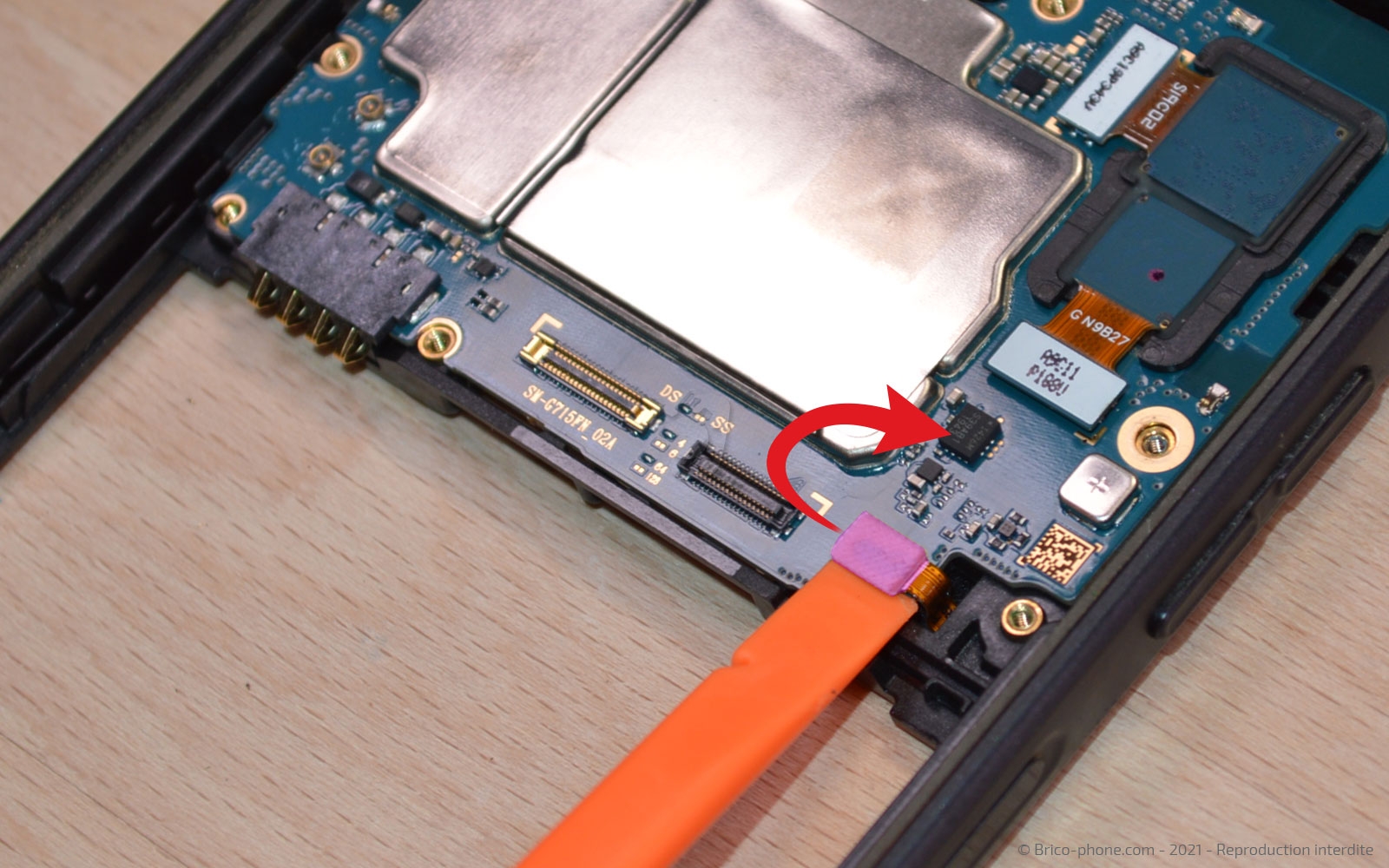 Démontage complet sur Galaxy Xcover Pro photo 2