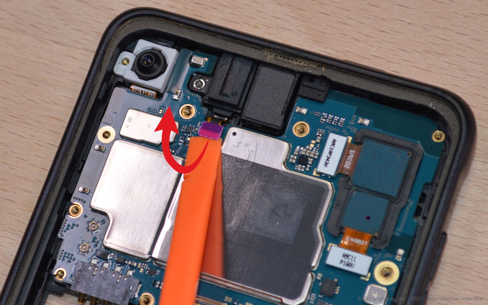 Démontage complet sur Galaxy Xcover Pro photo 3