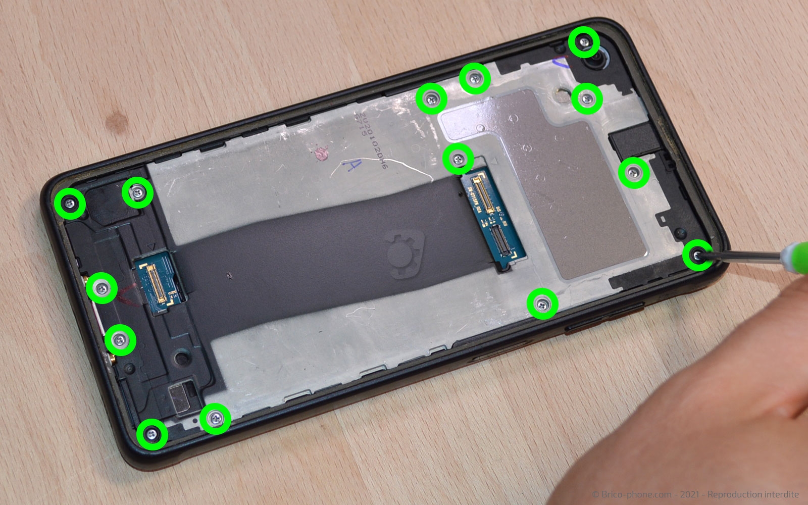 Démontage complet sur Galaxy Xcover Pro photo 1