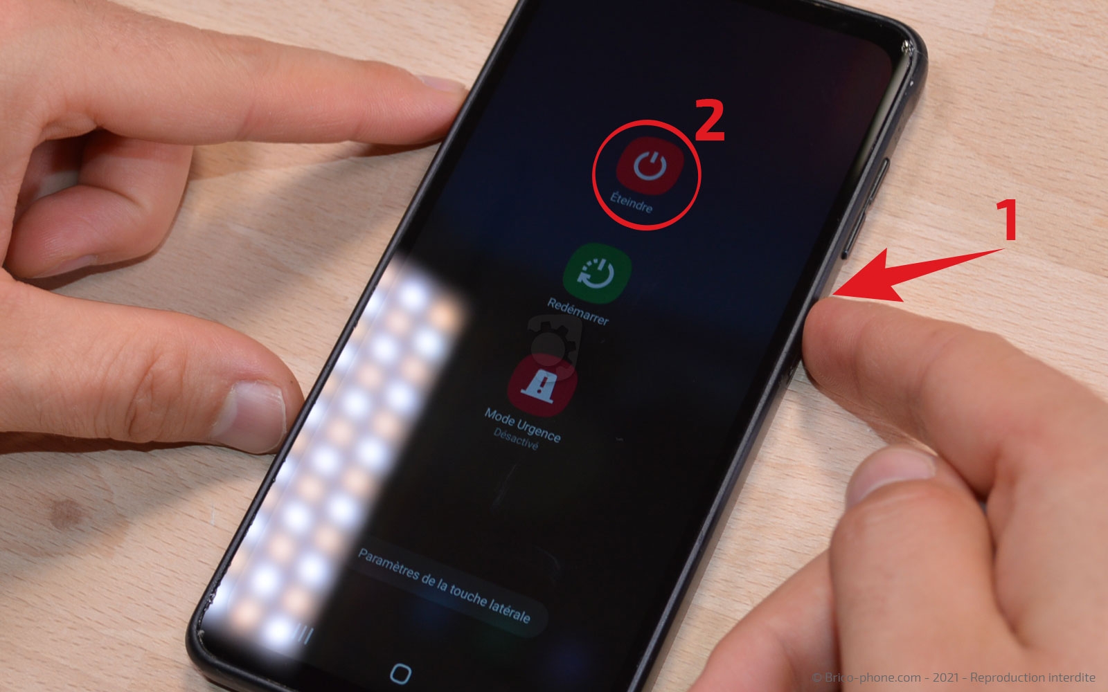 Changement de l'écran (vitre + LCD) sur Galaxy Xcover Pro photo 4