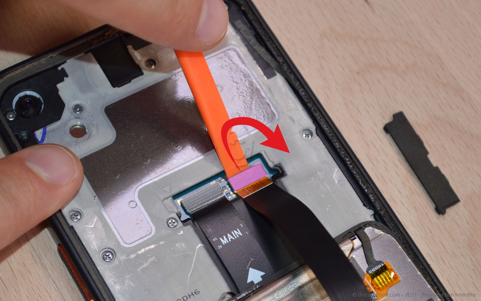 Changement de l'écran (vitre + LCD) sur Galaxy Xcover Pro photo 2