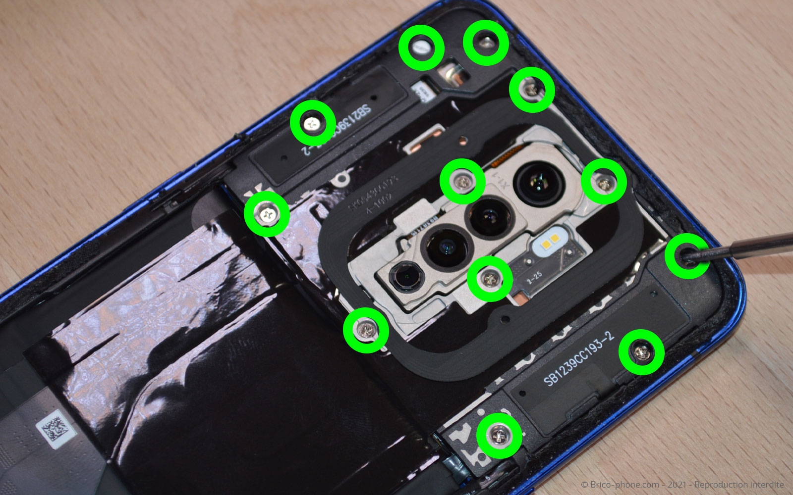 Changement du connecteur de charge sur Realme X2 Pro photo 1