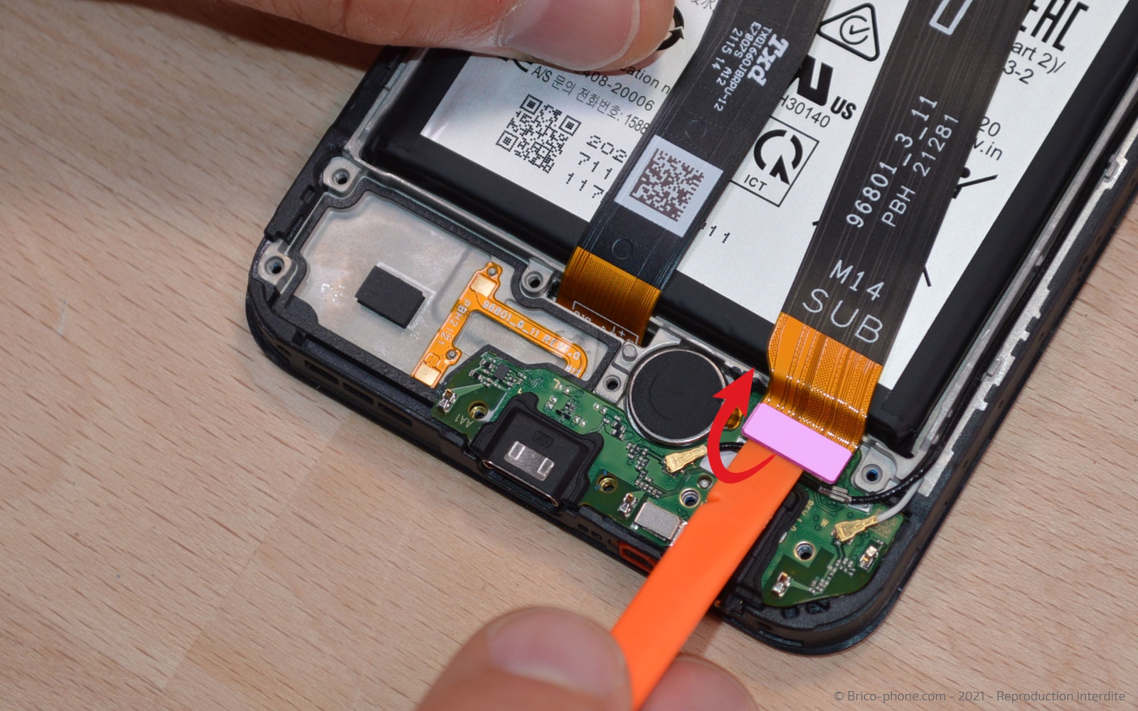 Changement de connecteur de charge sur Galaxy A22 (5G) photo 1