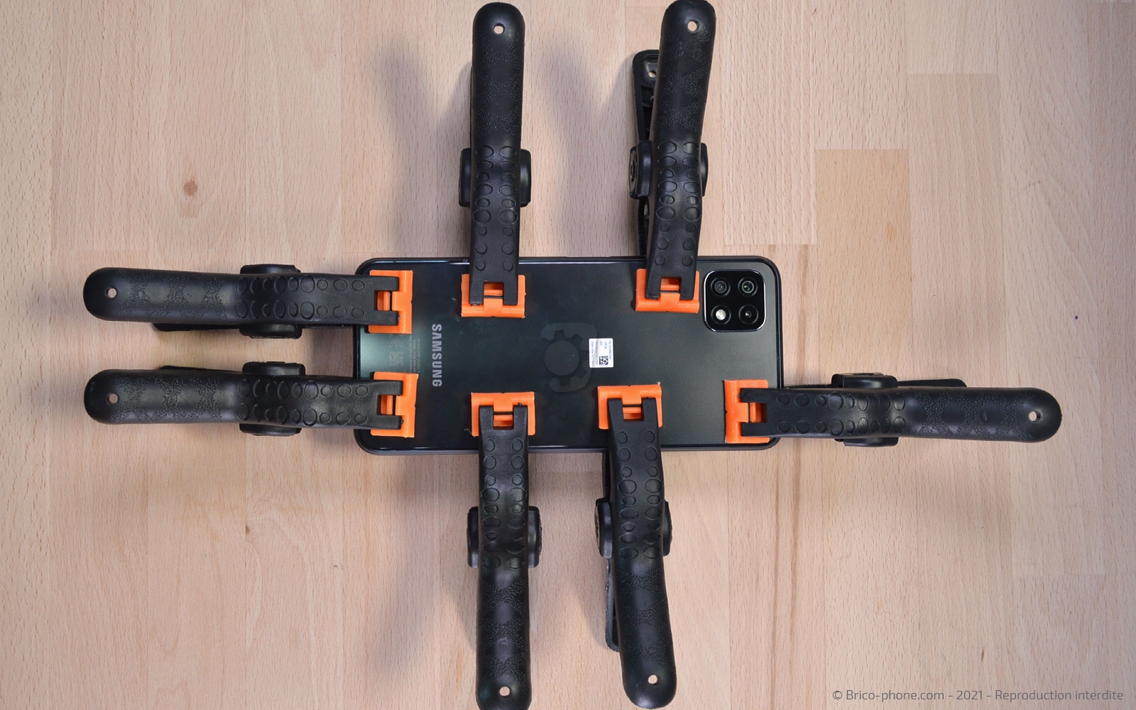 Changement de connecteur de charge sur Galaxy A22 (5G) photo 4