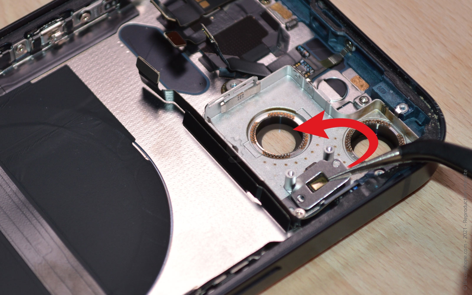 Guide de réparation sur iPhone 13 photo 2