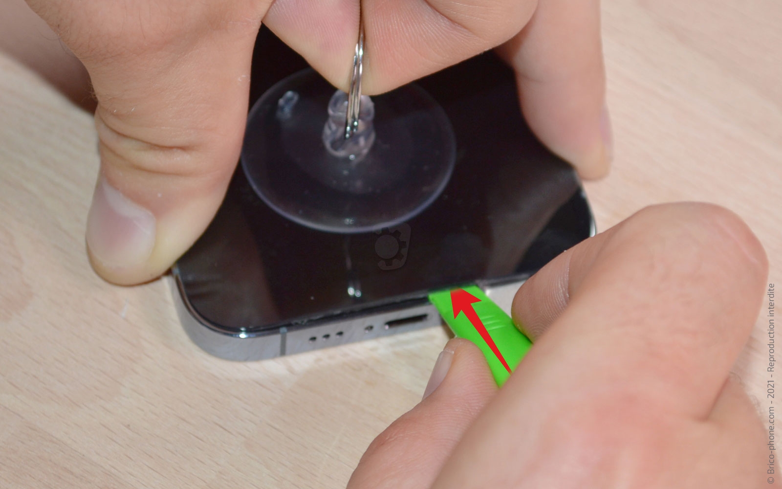 Guide de réparation sur iPhone 13 Pro photo 1