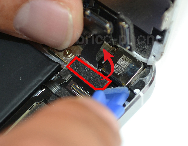 Changement de coque arrière sur iPhone 5 photo 1