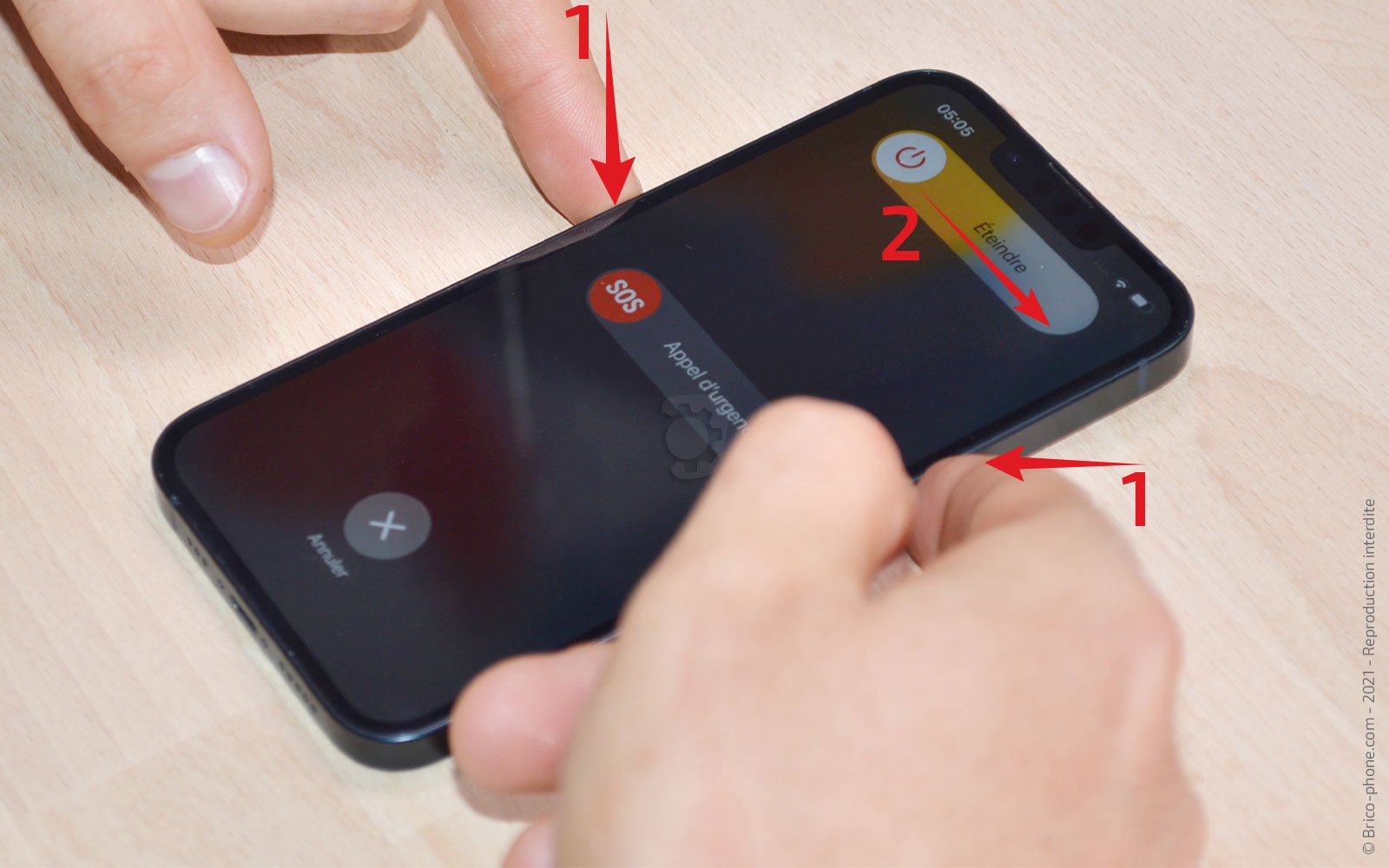 Changement du connecteur de charge sur iPhone 13 photo 2