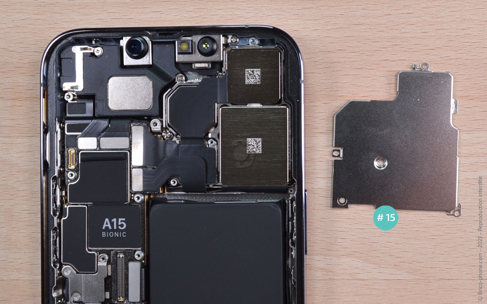 Changement du buzzer (HP interne) sur iPhone 13 Pro photo 4