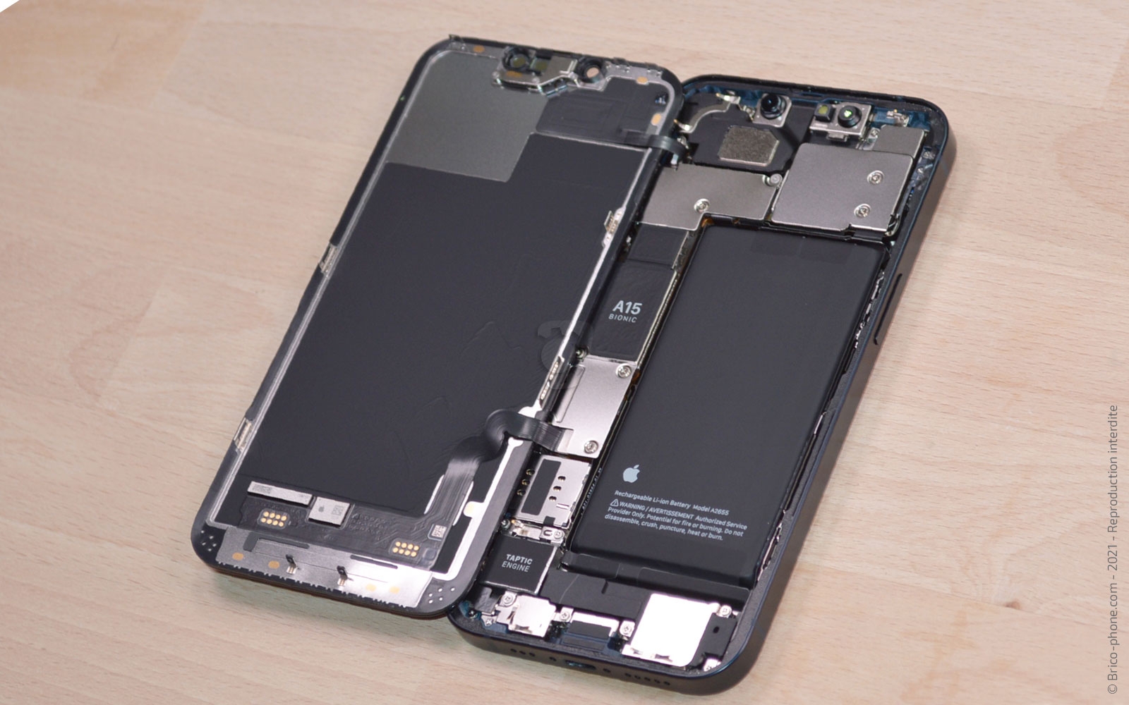 Changement du module des caméras arrière sur iPhone 13 photo 3