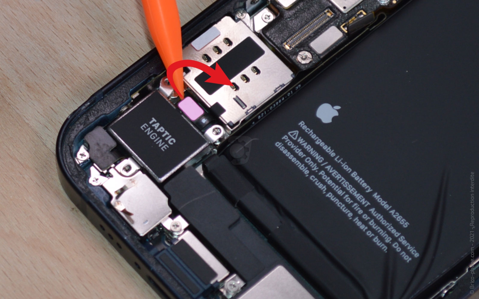 Changement du vibreur sur iPhone 13 photo 3