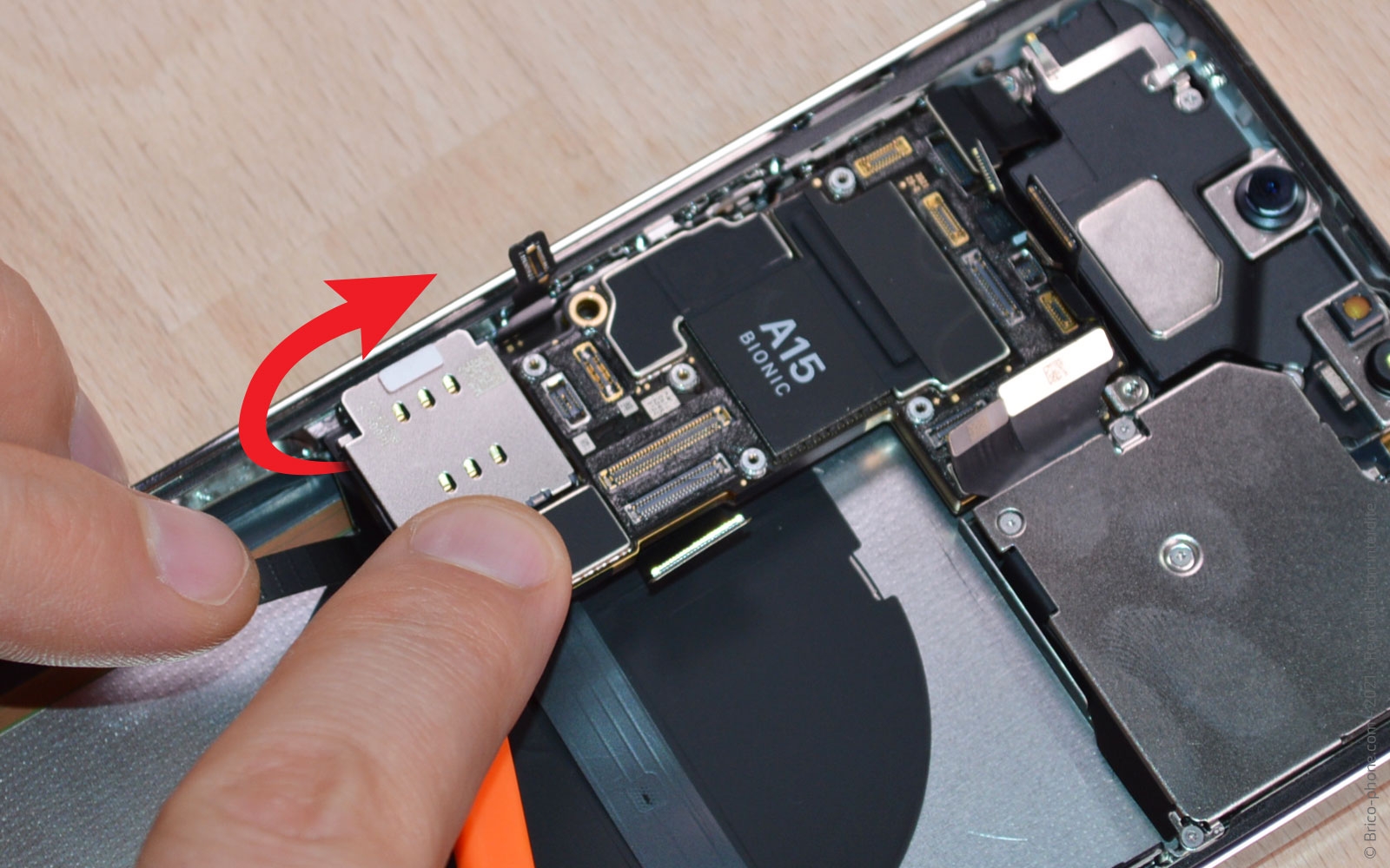 Guide de réparation sur iPhone 13 Pro Max photo 2