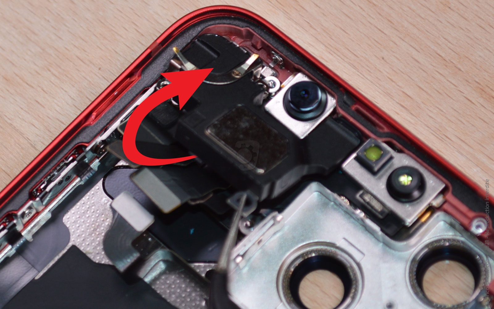 Démontage complet sur iPhone 13 Mini photo 3