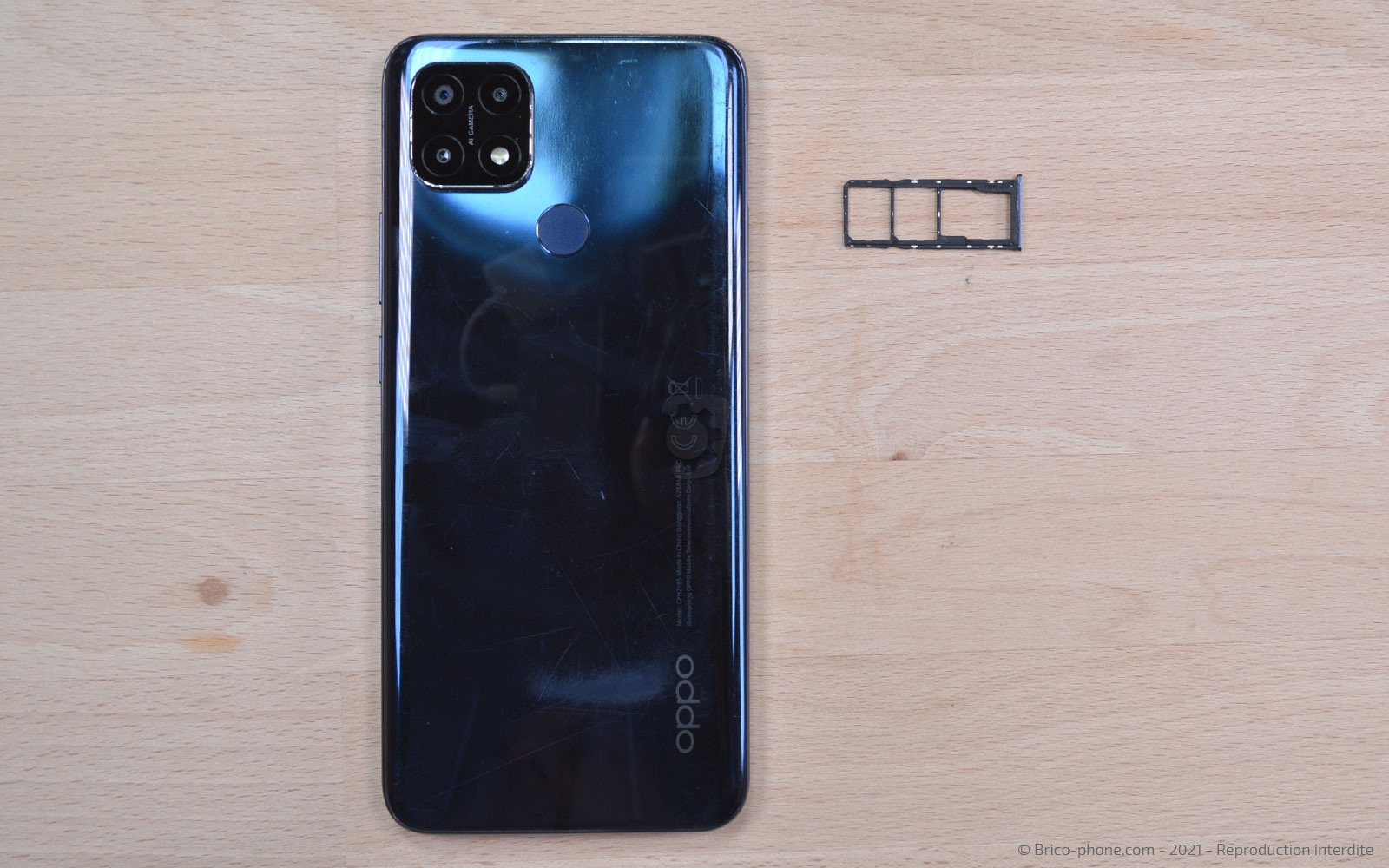 Changement de l'écran (vitre + LCD) sur A15 photo 4