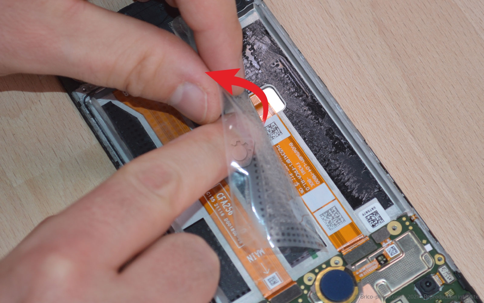 Changement de l'écran (vitre + LCD) sur A15 photo 4