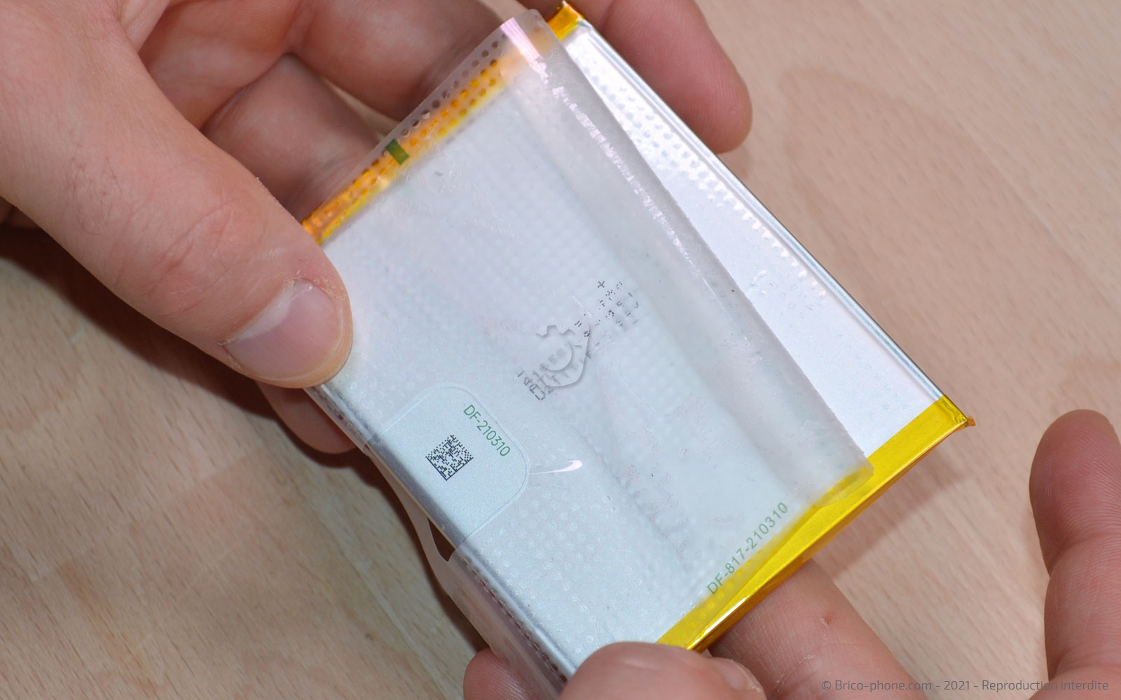 Changement de l'écran (vitre + LCD) sur A15 photo 1