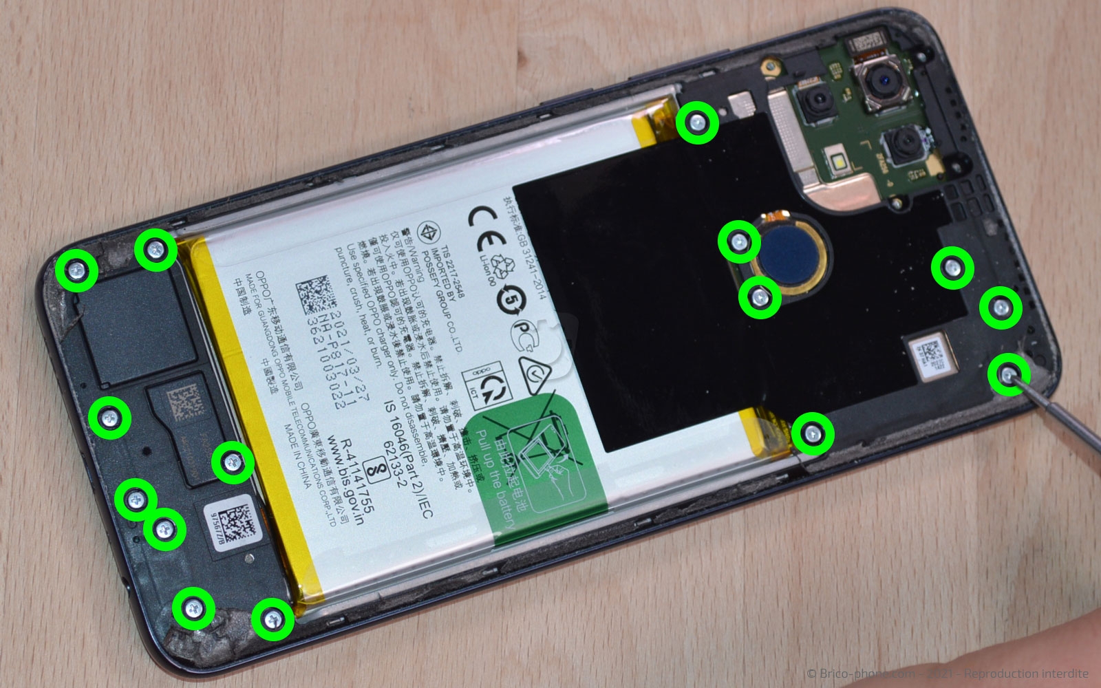 Changement de batterie sur A15 photo 1