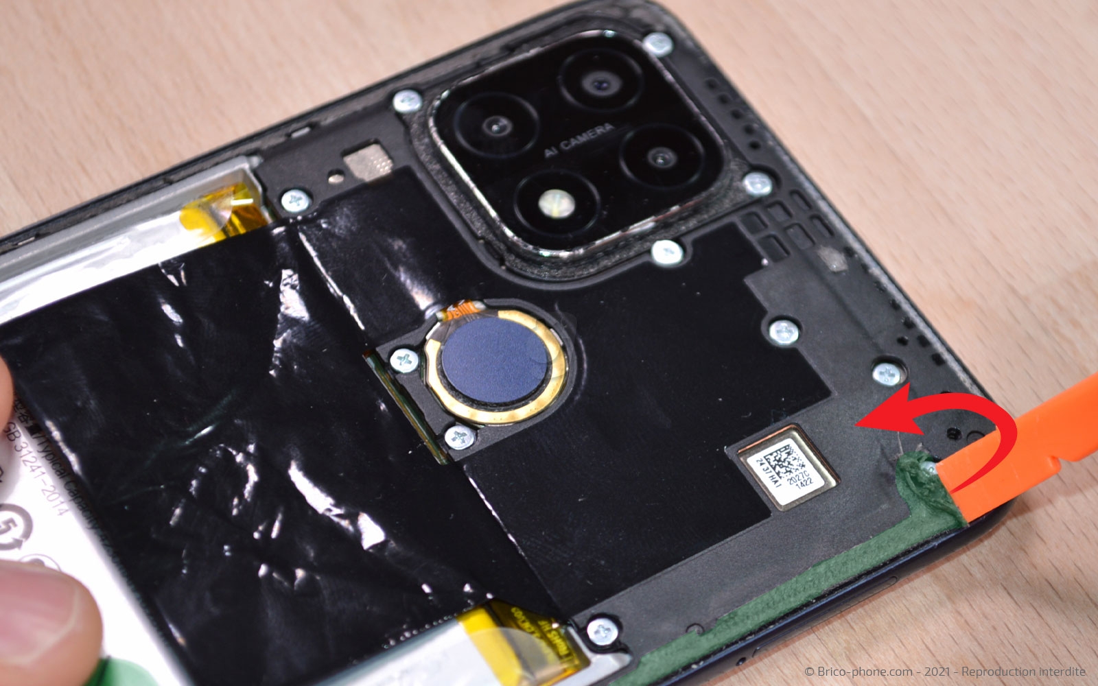 Changement du connecteur de charge sur A15 photo 1