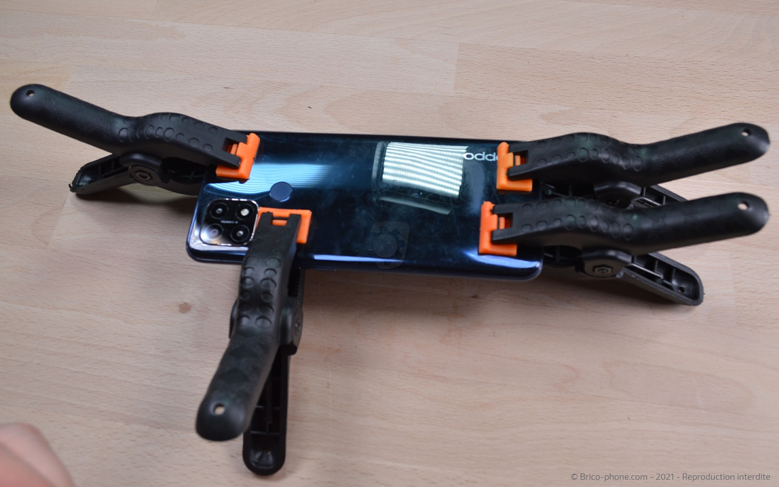 Changement de la vitre arrière sur A15 photo 2