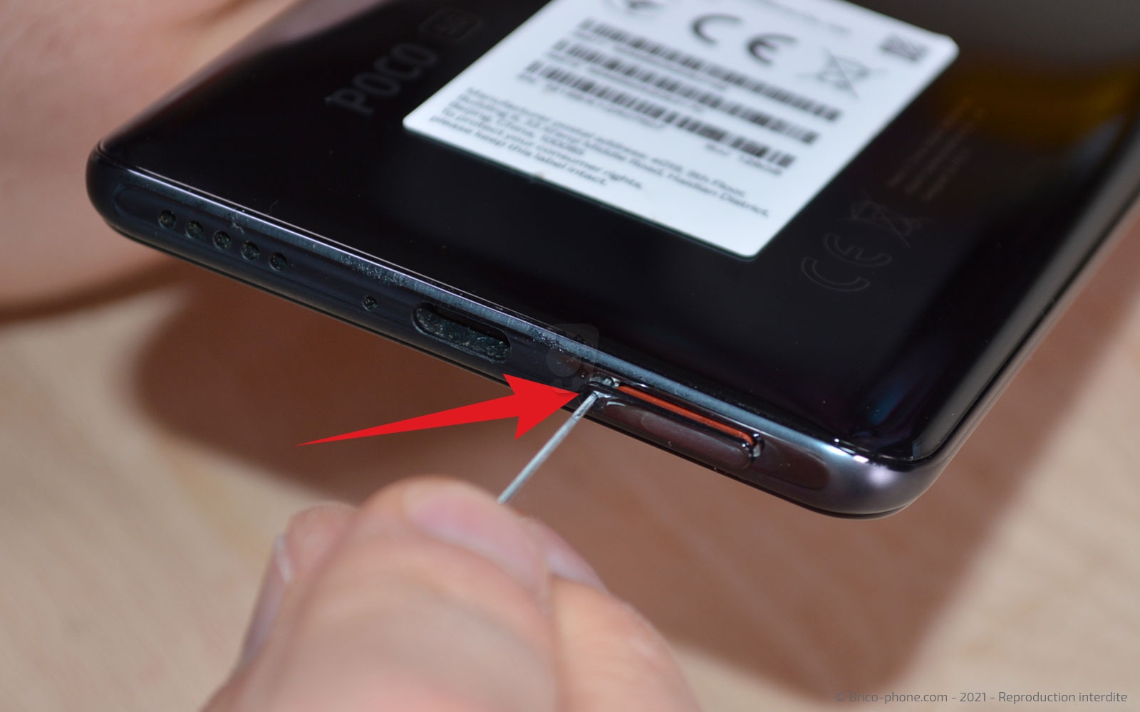 Comment changer la batterie sur Poco F3 photo 3