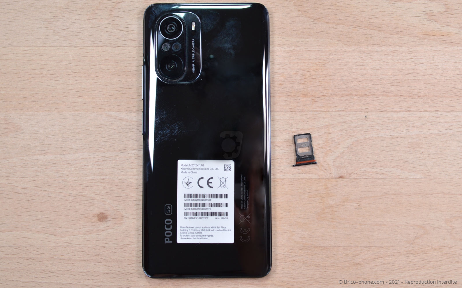 Comment changer la batterie sur Poco F3 photo 4