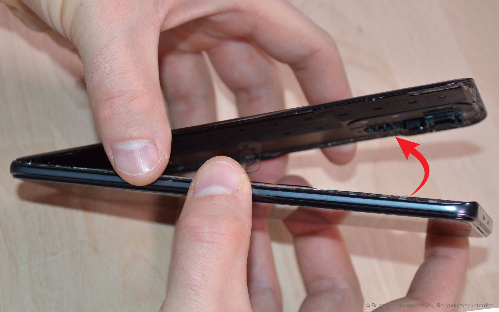 Comment changer la batterie sur Poco F3 photo 3