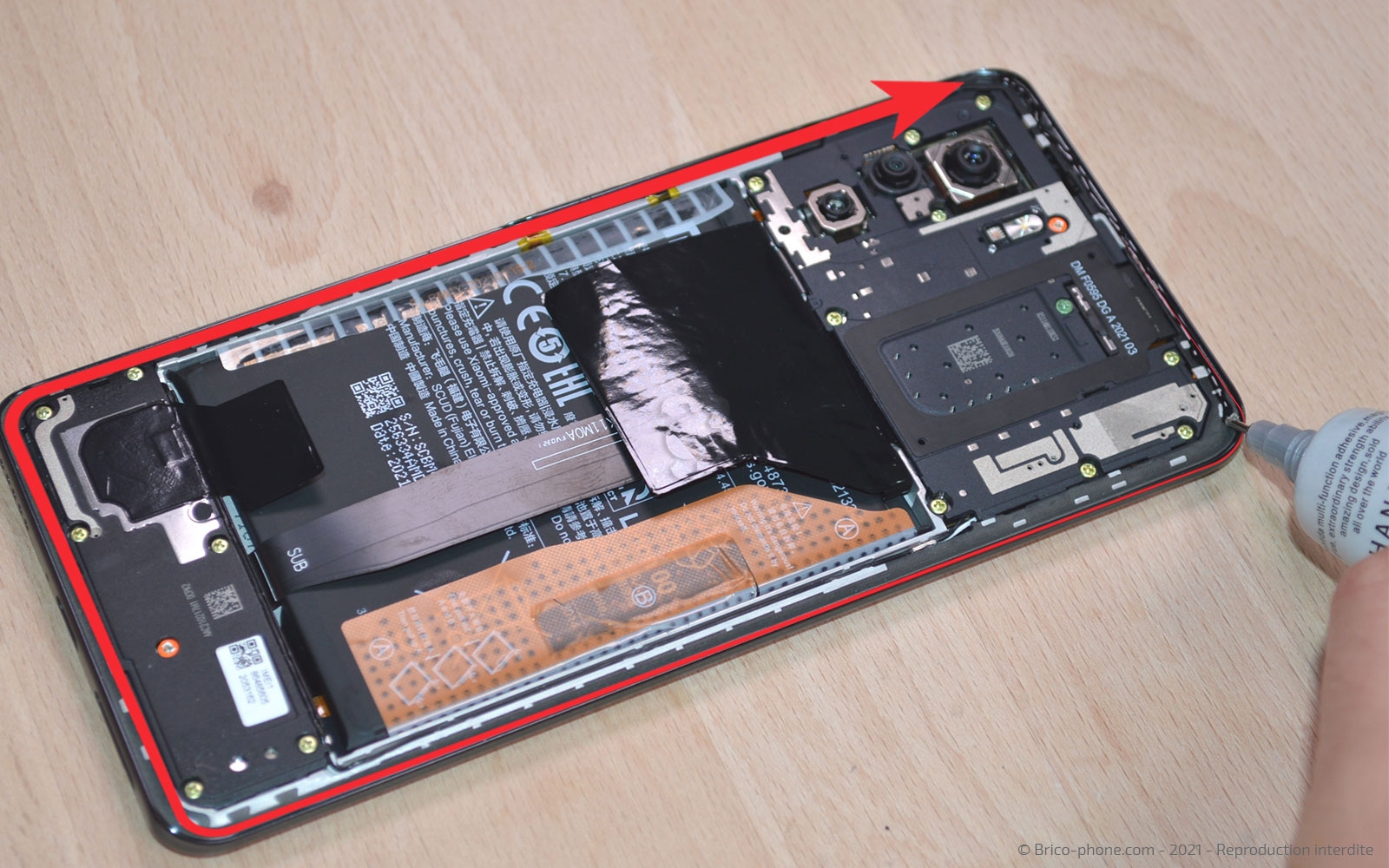 Comment changer le bloc écran sur Poco F3 photo 2