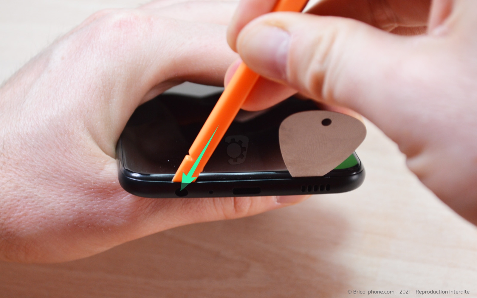 Changement batterie sur Galaxy A03s photo 2