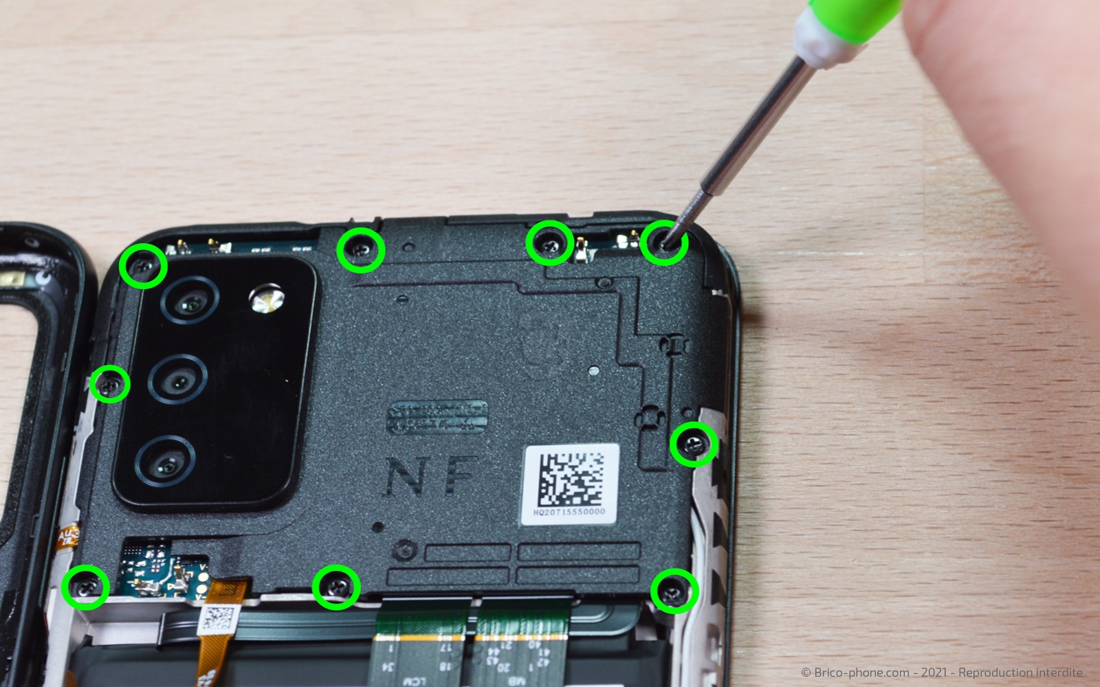 Changement de coque arrière sur Galaxy A03s photo 1