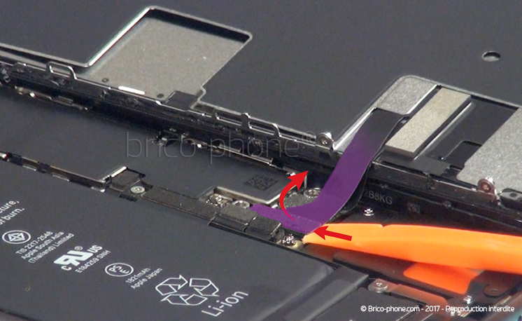 Changement d'antenne GSM (nappe rallonge) sur iPhone 8 photo 1