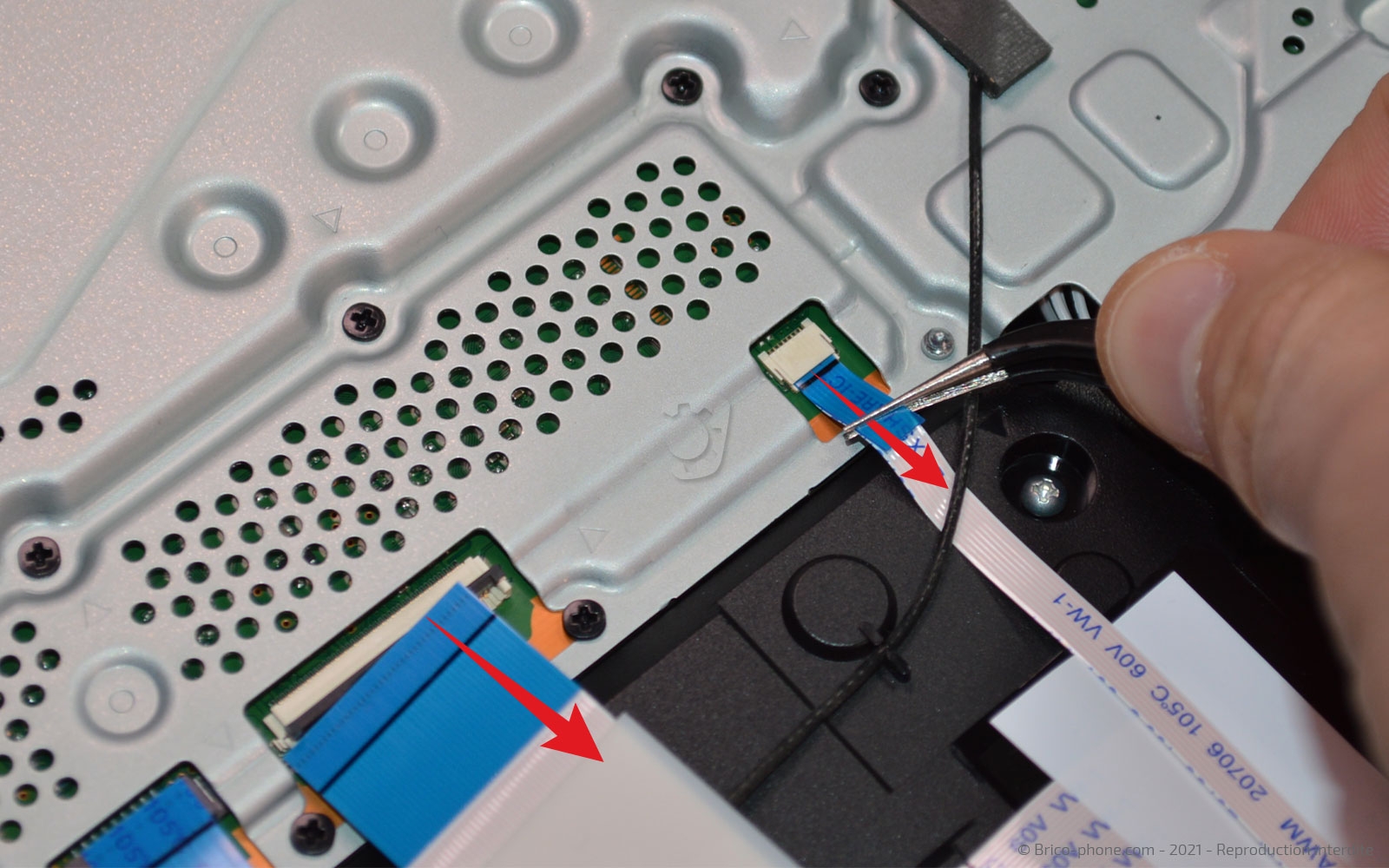 Changement du ventilateur sur Playstation 4 SLIM photo 1