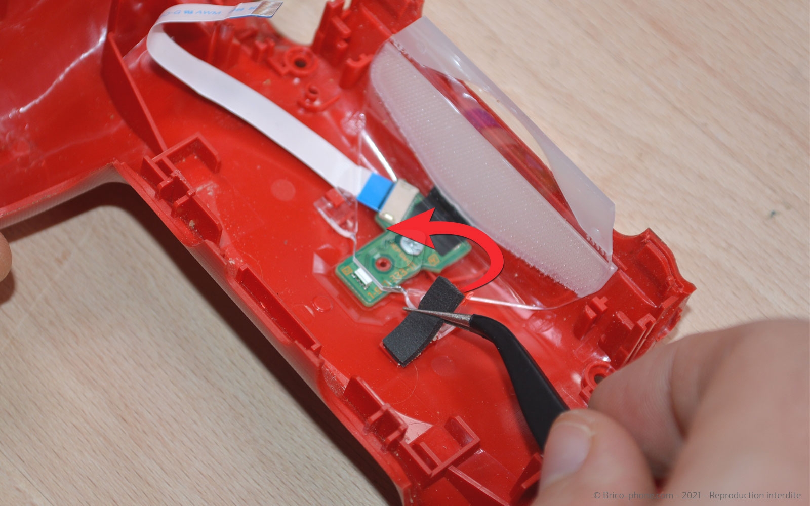 Démontage complet de la manette sur Playstation 4 SLIM photo 2